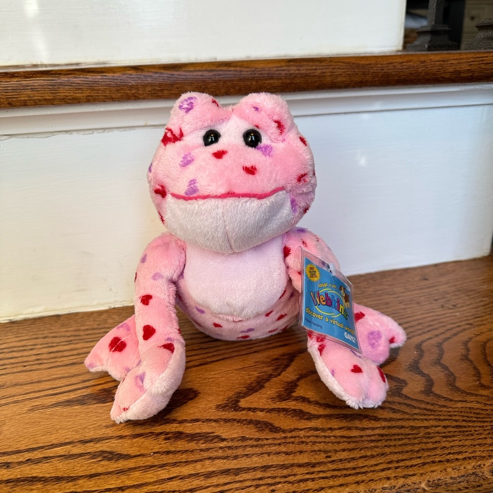 Webkinz LOVE FROG 9" Plush Animal Pink Toad Heart with Tag - limited edition